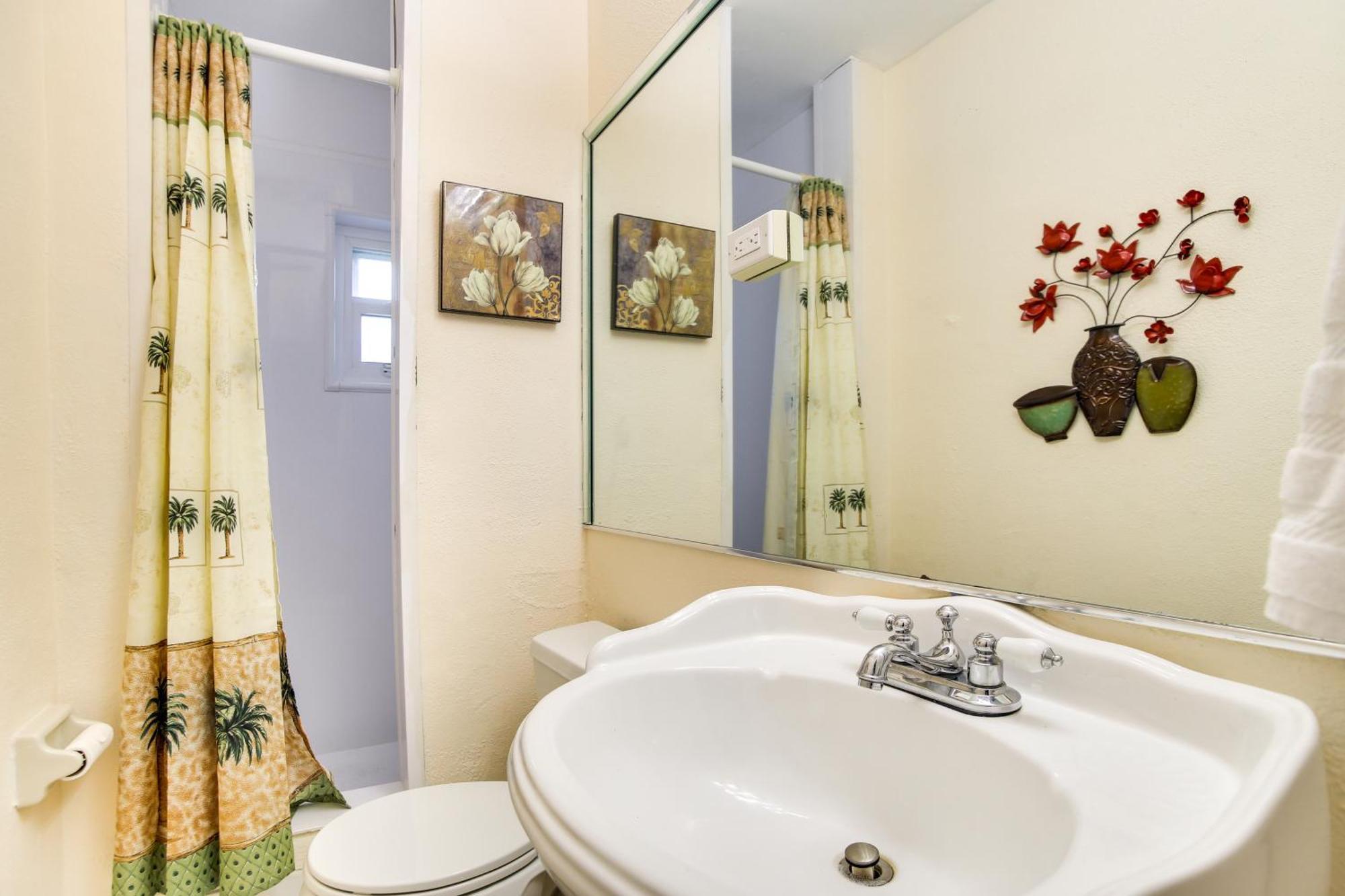 Canal Side Retreat With Dock, By Hollywood Boardwalk Fort Lauderdale Bagian luar foto