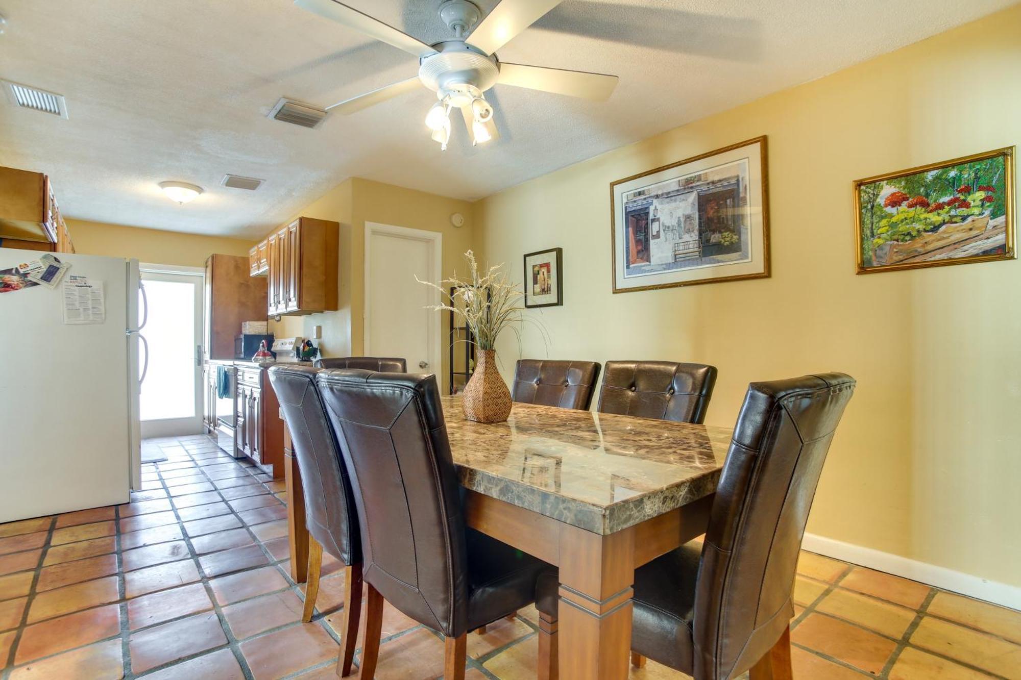 Canal Side Retreat With Dock, By Hollywood Boardwalk Fort Lauderdale Bagian luar foto